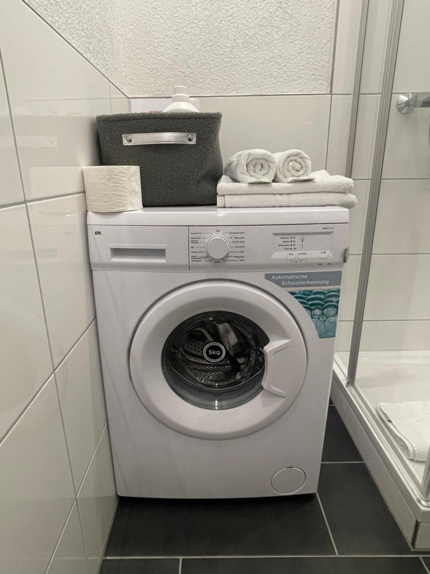Naehe Kit Mit Parkplatz Und Smart Tv Apartment Karlsruhe Bagian luar foto